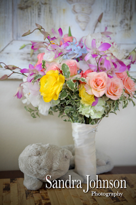 Best Lakeside wedding at Paradise Cove in Orlando, Florida - Wedding photographer - Sandra Johnson (SJFoto.com)
